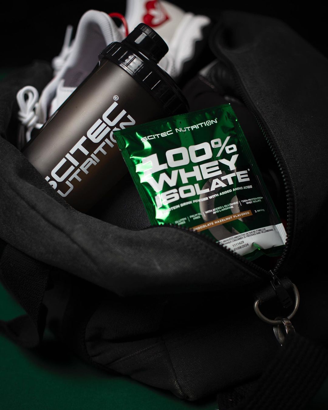 scitec-whey-isolate.jpg